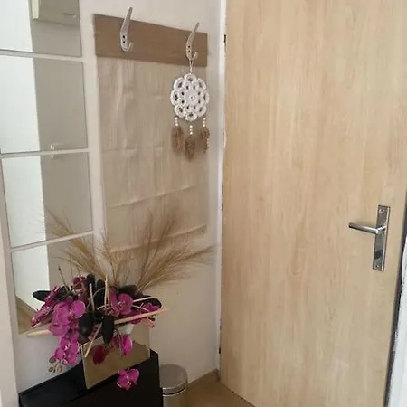 Cozy Apt Near Castle * Prague